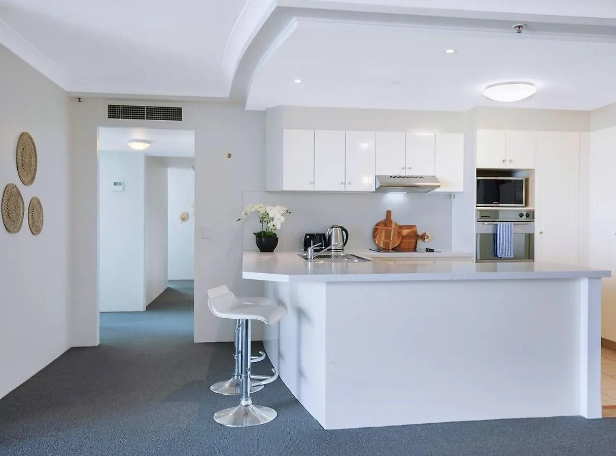 Apartment City Energy And Poolside Serenity At Surfers Gold Coast Australia