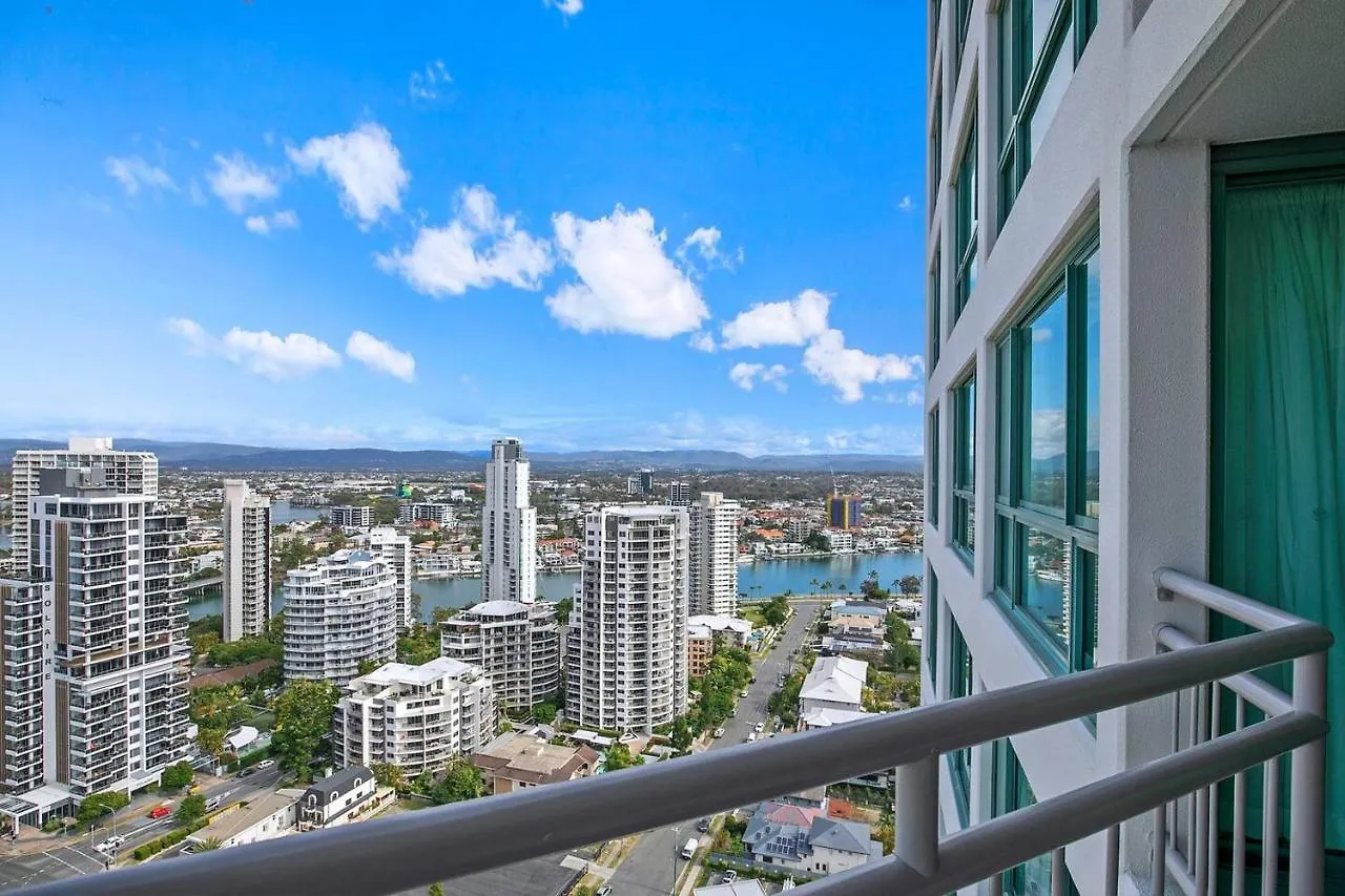 City Energy And Poolside Serenity At Surfers Gold Coast 0*,  Australia